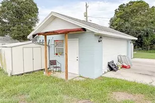 11001 N Armenia Ave, Tampa, FL 33612 - Photo 41