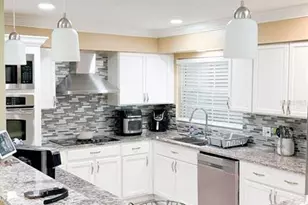 11001 N Armenia Ave, Tampa, FL 33612 - Photo 9