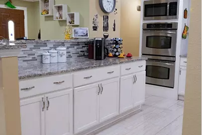 11001 N Armenia Avenue, Tampa, FL 33612 - Photo 5