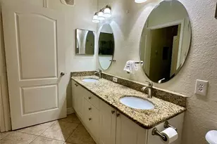 2713 Via Murano, Clearwater, FL 33764 - Photo 17