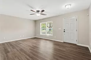 410 NE 12th Ave, Mulberry, FL 33860 - Photo 3