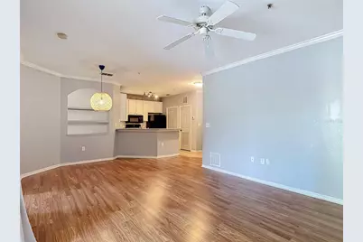 10201 Courtney Palms Boulevard #203, Tampa, FL 33619 - Photo 7