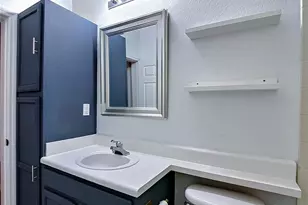 10201 Courtney Palms Blvd, Tampa, FL 33619 - Photo 21