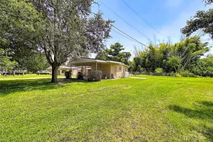 202 N 39th St, Fort Pierce, FL 34947 - Photo 33