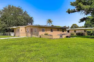 202 N 39th St, Fort Pierce, FL 34947 - Photo 29