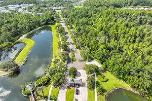 7912 Hampton Lake Dr, Tampa, FL 33647 - Photo 37