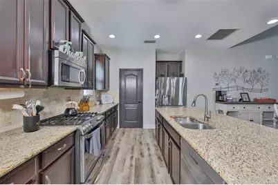 7912 Hampton Lake Drive, Tampa, FL 33647 - Photo 13