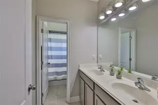 7912 Hampton Lake Dr, Tampa, FL 33647 - Photo 27