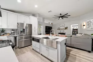 1518 Westerly Dr, Brandon, FL 33511 - Photo 15