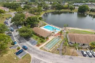 1882 Pine Ridge Way W, Palm Harbor, FL 34684 - Photo 25