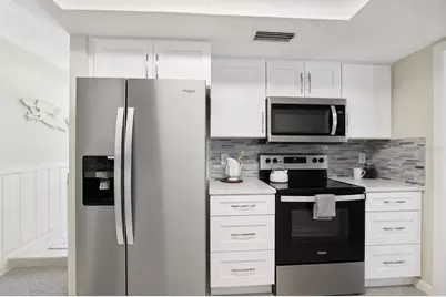7698 Cardiff Court, Saint Petersburg, FL 33709 - Photo 17