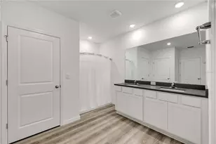 1697 Sourwood Dr, Ruskin, FL 33570 - Photo 15