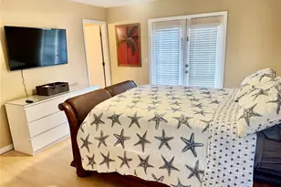 419 Kentucky Ave, Crystal Beach, FL 34681 - Photo 17