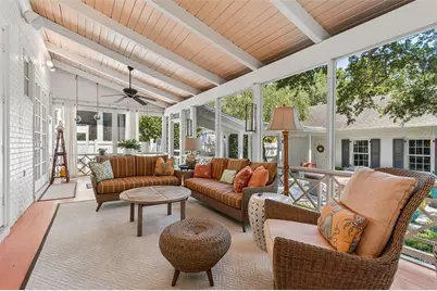 2414 W Country Club Avenue, Tampa, FL 33611 - Photo 23