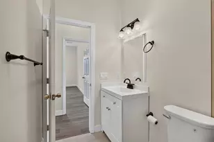3022 W Douglas St, Tampa, FL 33607 - Photo 13