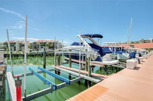 7984 Sailboat Key Blvd S, Saint Petersburg, FL 33707 - Photo 5