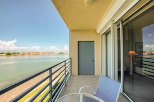 7984 Sailboat Key Blvd S, Saint Petersburg, FL 33707 - Photo 7