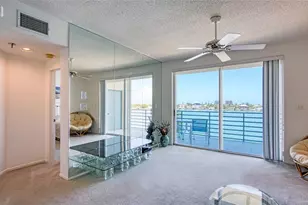 7984 Sailboat Key Blvd S, Saint Petersburg, FL 33707 - Photo 13