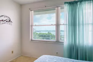 7984 Sailboat Key Blvd S, Saint Petersburg, FL 33707 - Photo 25