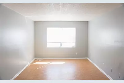 4601 22nd Avenue S #207, Saint Petersburg, FL 33711 - Photo 7