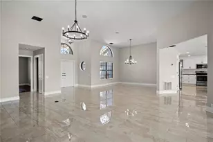 5104 E Longboat Blvd, Tampa, FL 33615 - Photo 11