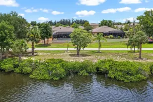 809 Timeless Moss Dr, Ruskin, FL 33570 - Photo 65