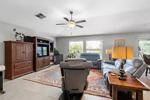 809 Timeless Moss Dr, Ruskin, FL 33570 - Photo 17