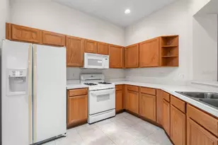 1148 Corinth Greens Dr, Sun City Center, FL 33573 - Photo 11