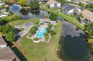8350 Savannah Trace Cir, Tampa, FL 33615 - Photo 15