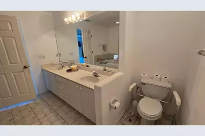 521 Pinellas Bayway S #206, Tierra Verde, FL 33715 - Photo 37