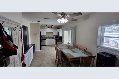 6944 Buhrley Terrace N, Saint Petersburg, FL 33709 - Photo 5