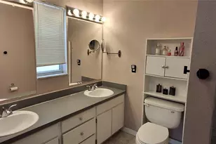 6944 Buhrley Terrace N, Saint Petersburg, FL 33709 - Photo 21