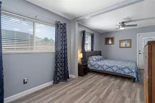 6944 Buhrley Terrace N, Saint Petersburg, FL 33709 - Photo 21