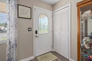 6944 Buhrley Terrace N, Saint Petersburg, FL 33709 - Photo 7