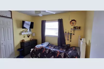 6944 Buhrley Terrace N, Saint Petersburg, FL 33709 - Photo 25