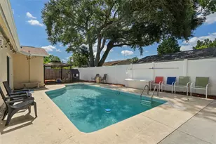 6944 Buhrley Terrace N, Saint Petersburg, FL 33709 - Photo 41