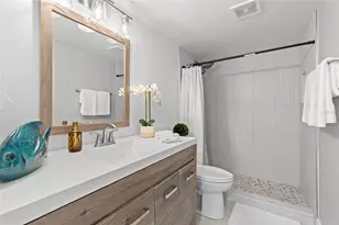 2614 Cove Cay Dr, Clearwater, FL 33760 - Photo 25