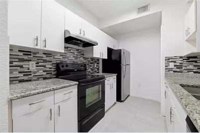 17112 Carrington Park Drive #926, Tampa, FL 33647 - Photo 5