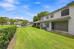 4176 Brentwood Park Cir, Tampa, FL 33624 - Photo 3