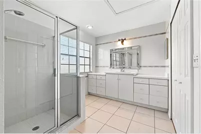 4176 Brentwood Park Circle, Tampa, FL 33624 - Photo 23