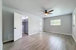 2178 Waterside Dr, Clearwater, FL 33764 - Photo 39