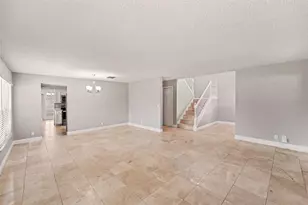 9160 136th Way, Seminole, FL 33776 - Photo 5