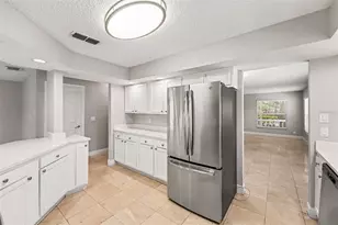 9160 136th Way, Seminole, FL 33776 - Photo 13