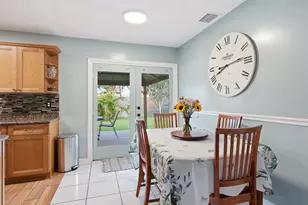 3280 56th Way N, Saint Petersburg, FL 33710 - Photo 11