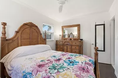 3280 56th Way N, Saint Petersburg, FL 33710 - Photo 17