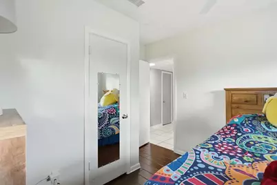 3280 56th Way N, Saint Petersburg, FL 33710 - Photo 21