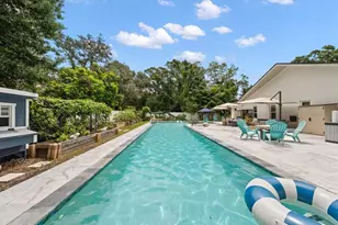 2423 Foxhead Way, Clearwater, FL 33759 - Photo 13