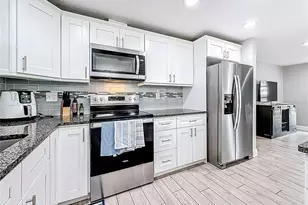 2449 66th Ave S, Saint Petersburg, FL 33712 - Photo 13