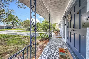 2449 66th Ave S, Saint Petersburg, FL 33712 - Photo 9