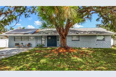2449 66th Avenue S, Saint Petersburg, FL 33712 - Photo 1